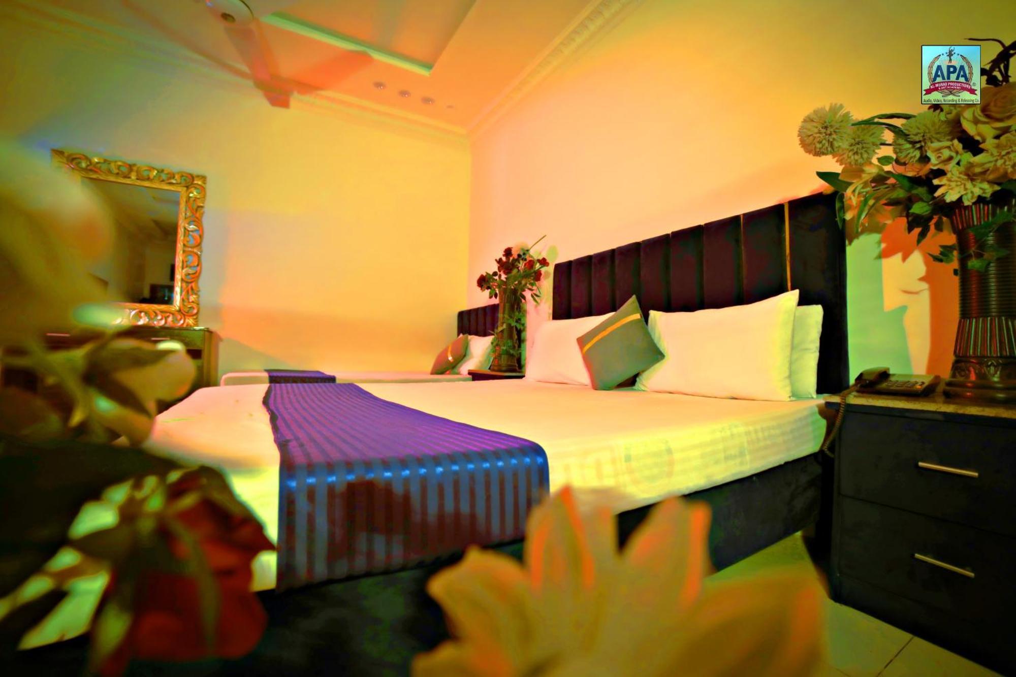 Quick Continental Hotel - Jail Road Lahore Ngoại thất bức ảnh